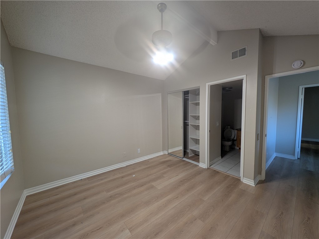 1197 Monte Sereno Drive Thousand Oaks, CA 91360 - Photo 21 of 27 an empty room with closet area