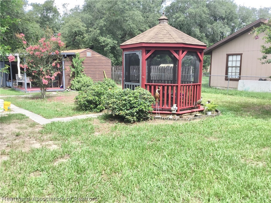 2604 West Kent Road Avon Park, FL 33825 - Photo 14 of 17