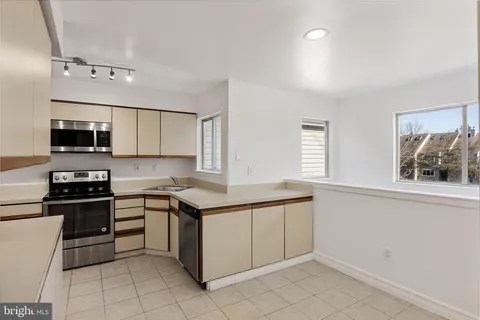 $399,000 | 828 Chanticleer, Cherry Hill, NJ 08003