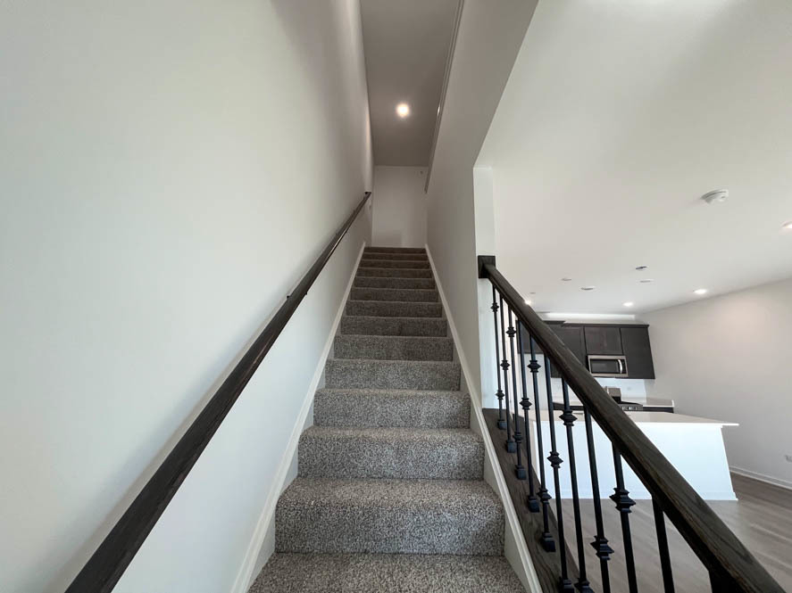 2239 Riesling Road Oswego, IL 60543 - Photo 13 of 49 a view of entryway