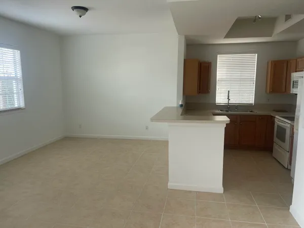 $1,980 | 10440 Southwest Stephanie Way, Unit 211, Port St. Lucie, FL 34987