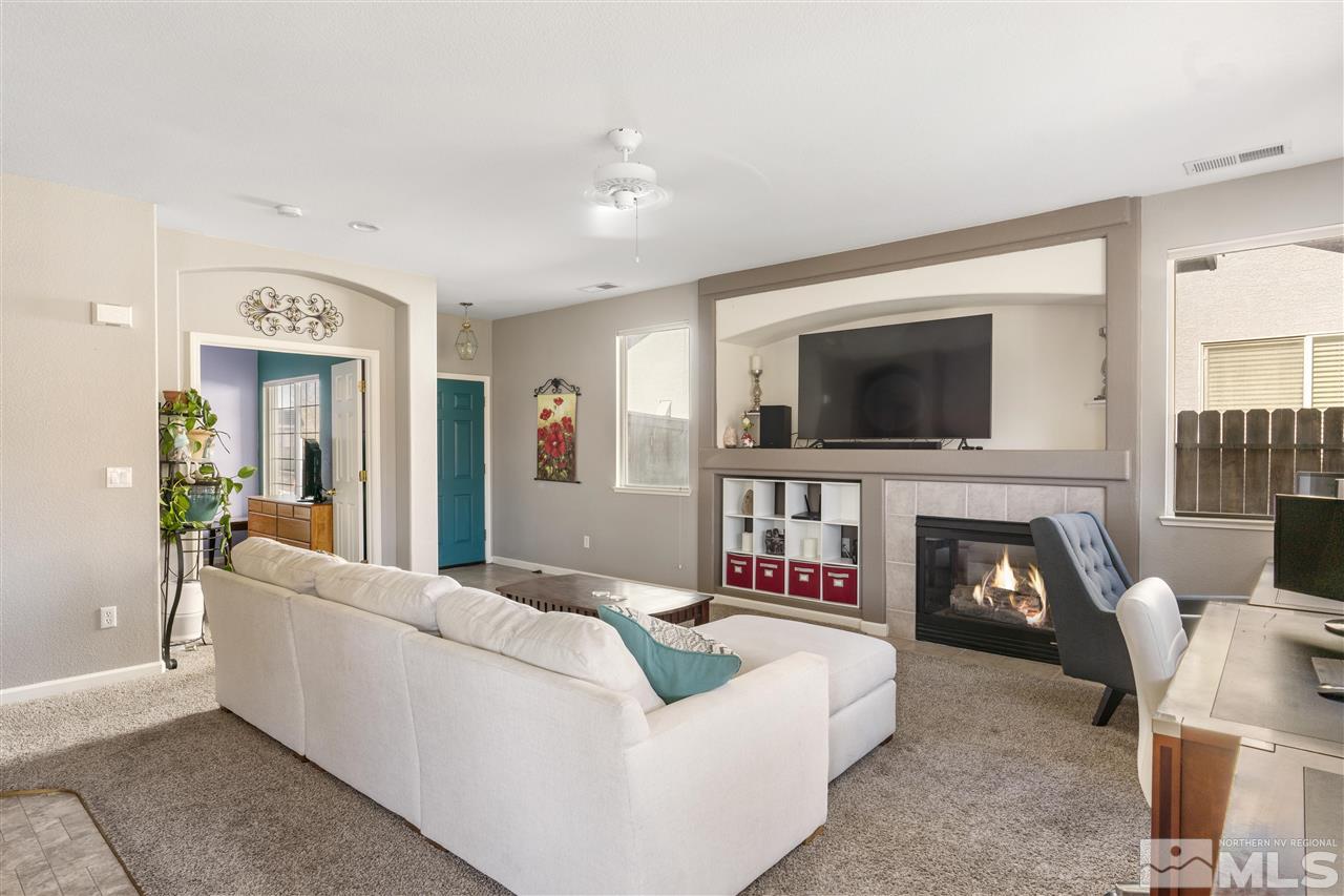 9555 Rusty Nail Court Reno, NV 89521 - Photo 6 of 28 Photo 6