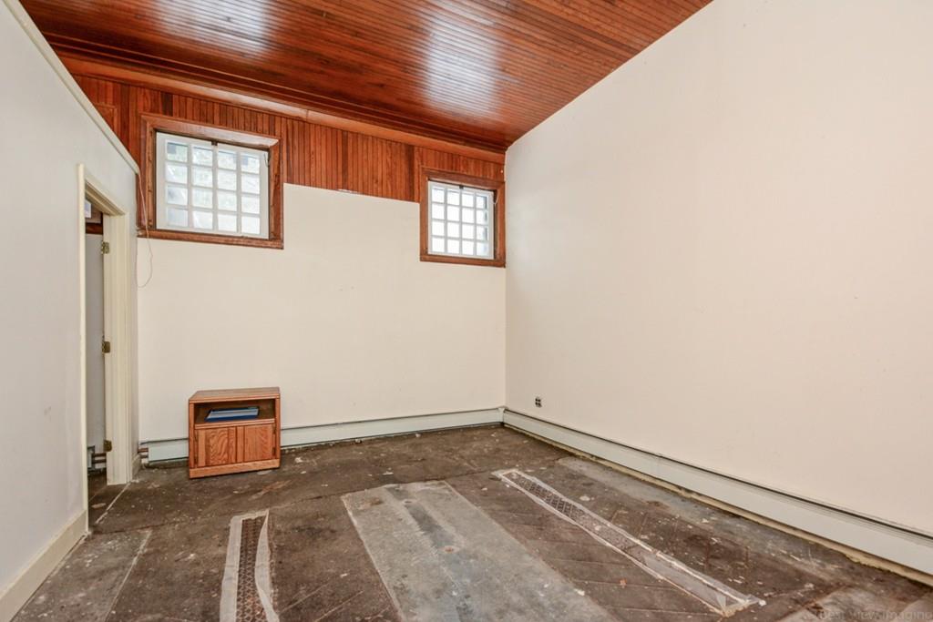 201 Hilltop Road Lancaster, MA 01523 - Photo 8 of 30 Gallery Image 8