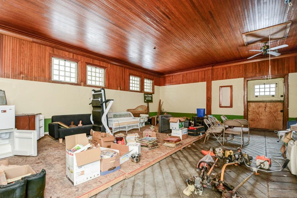 201 Hilltop Road Lancaster, MA 01523 - Photo 9 of 30 Gallery Image 9