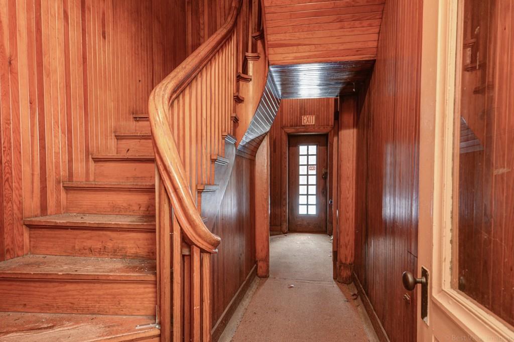 201 Hilltop Road Lancaster, MA 01523 - Photo 10 of 30 Gallery Image 10