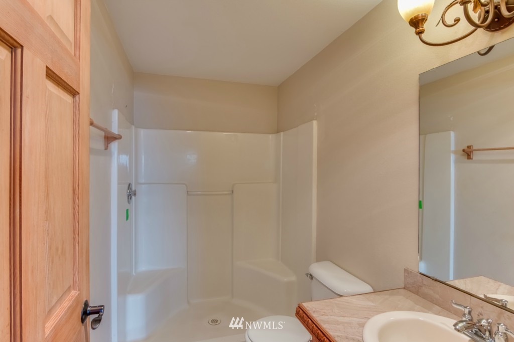 116 Abbey Road Kelso, WA 98626 - Photo 7 of 14 Gallery Image 7