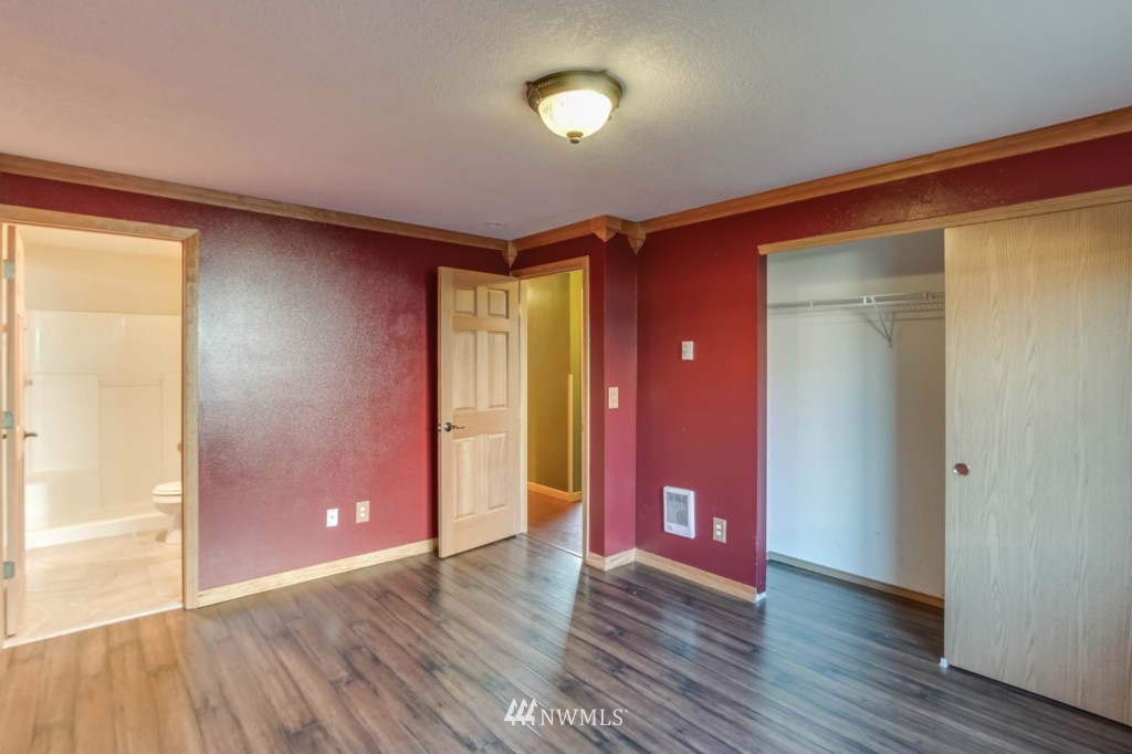 116 Abbey Road Kelso, WA 98626 - Photo 8 of 14 Gallery Image 8