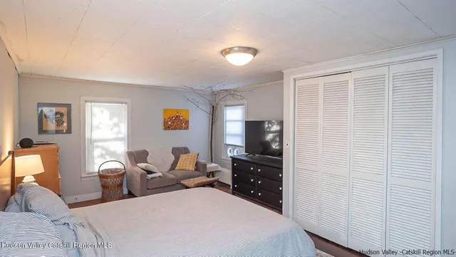 $1,325,000 | 4 Churchland Road, Saugerties, NY 12477