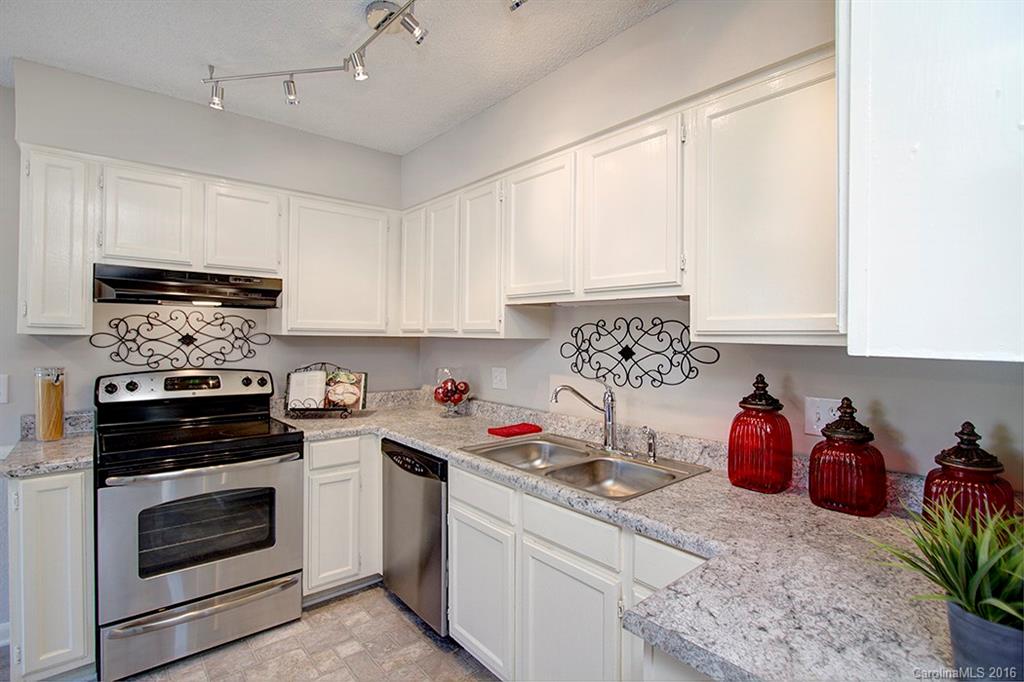 3014 Point Clear Drive, Unit 14 Tega Cay, SC 29708 - Photo 13 of 24 Gallery Image 13