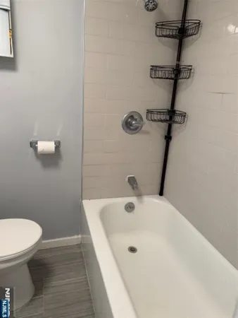 $1,800 | 180 Hobart Street, Unit REAR HOUSE, Ridgefield Park, NJ 07660