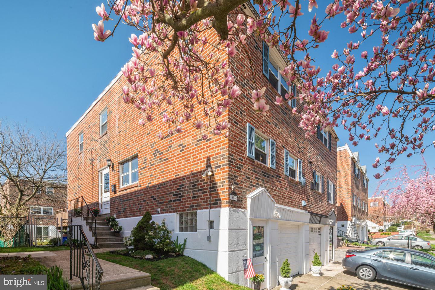 806 Susquehanna Road Philadelphia, PA 19111 - Photo 4 of 35 Gallery Image 4