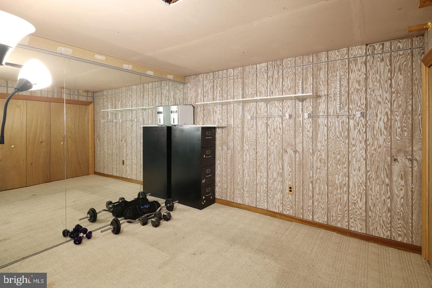806 Susquehanna Road Philadelphia, PA 19111 - Photo 31 of 35 Gallery Image 31