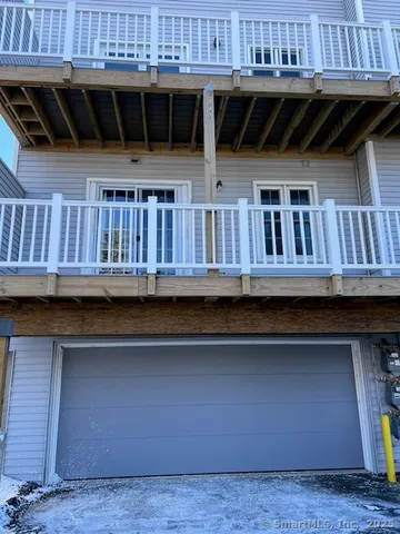 $3,100 | 130 Deer Hill Avenue, Unit 12, Danbury, CT 06810