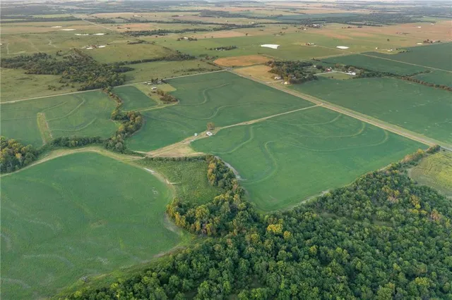 $744,000 | 0 Southeast Texas Road, Garnett, KS 66032