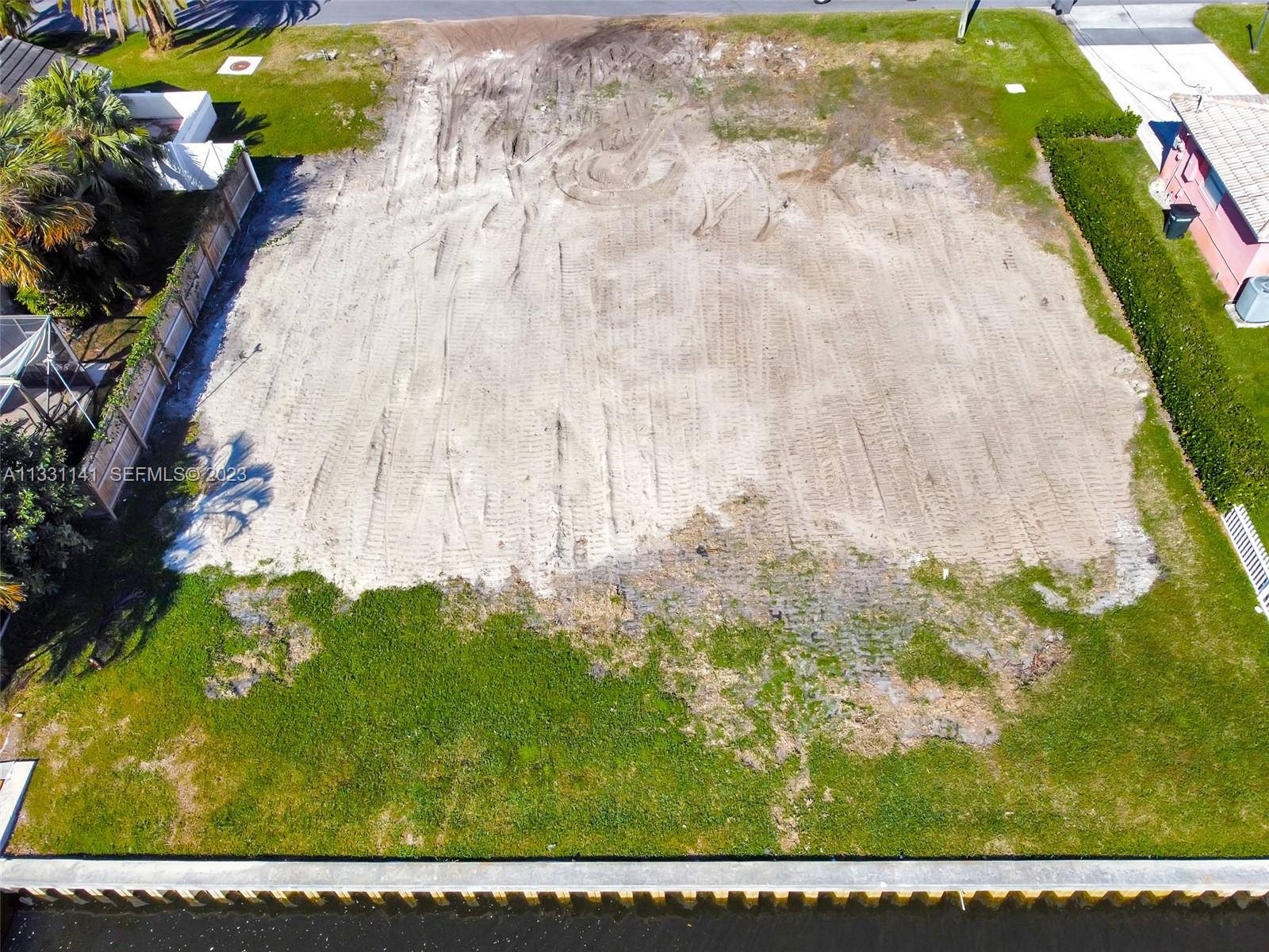 2400 Edward Road Palm Beach Gardens, FL 33410 - Photo 28 of 49 a view of a garden