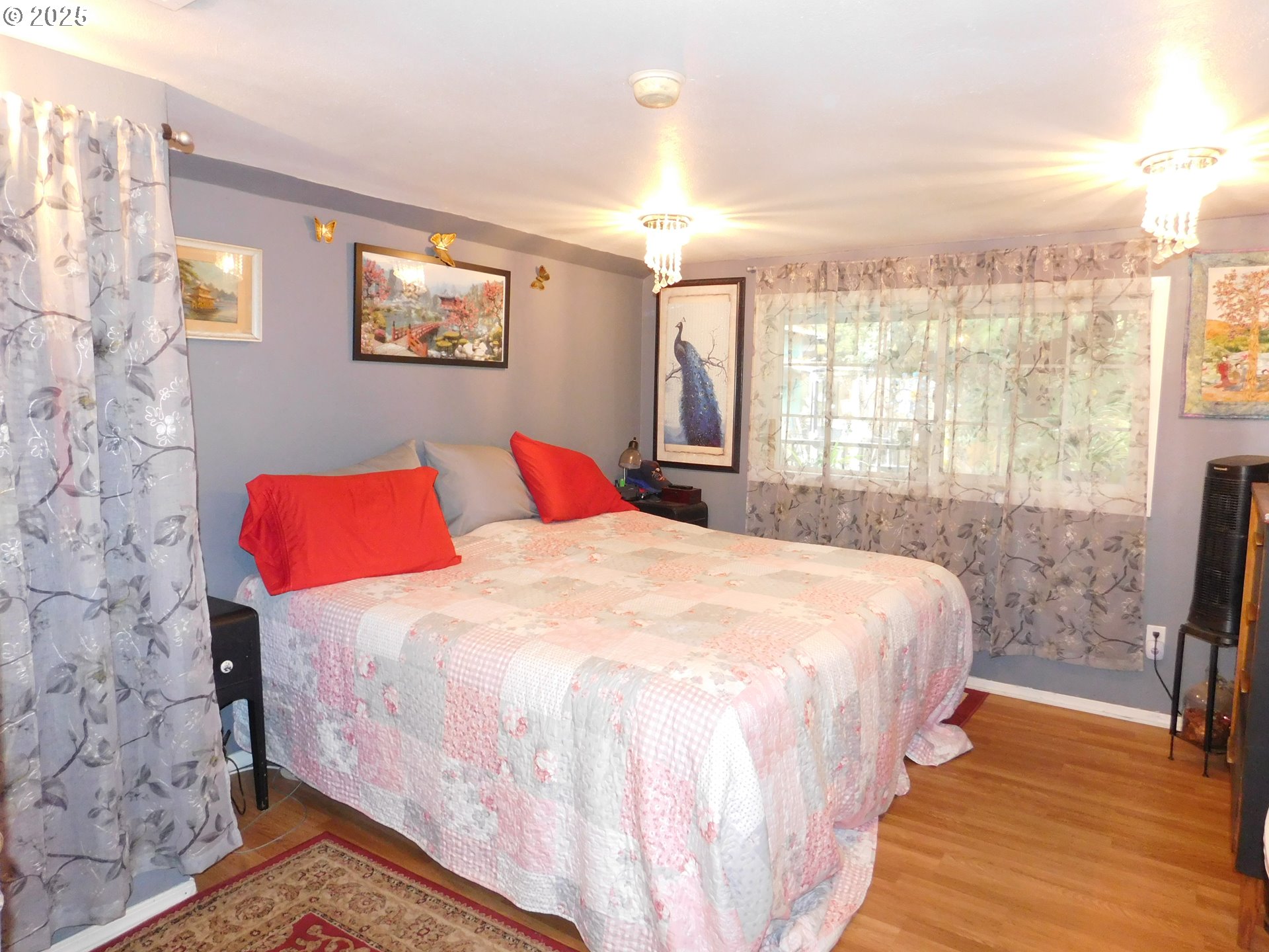 416 South 10th Street Cottage Grove, OR 97424 - Photo 8 of 13 Bedroom, Primary