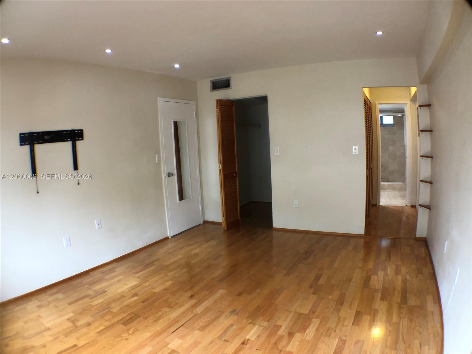 1025 Alton Road, Unit 504 Miami Beach, FL 33139 - Photo 8 of 14