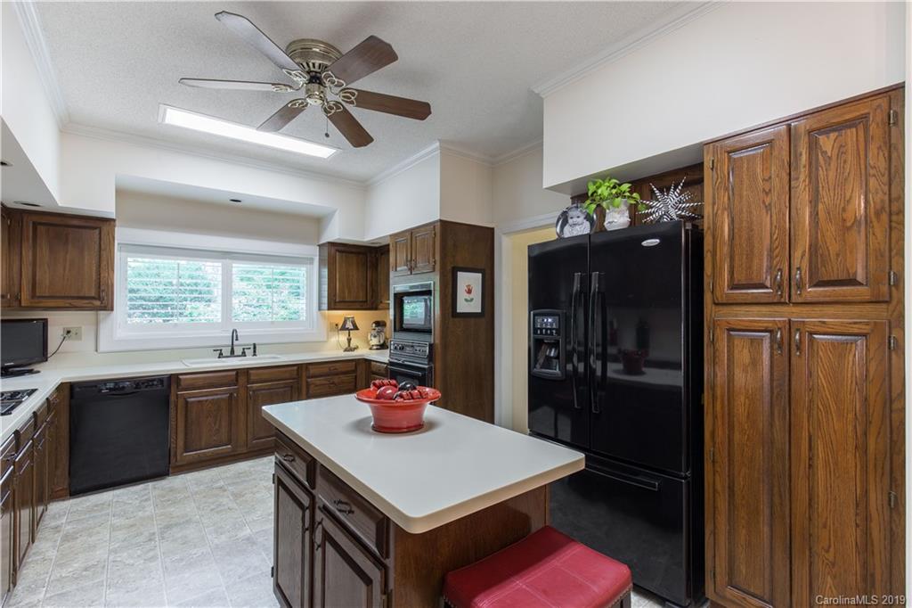 626 Rugby Drive Lancaster, SC 29720 - Photo 12 of 26 Gallery Image 12