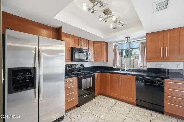 $2,400 | 1736 North Sierra Vista Drive, Tempe, AZ 85288