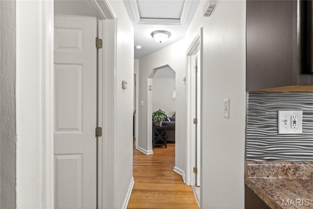3023 Ridgeway Avenue St. Louis, MO 63114 - Photo 6 of 21 Gallery Image 6