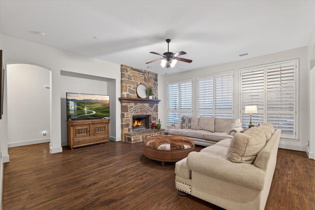 15221 Ridgewood Drive Frisco, TX 75035 - Photo 11 of 40