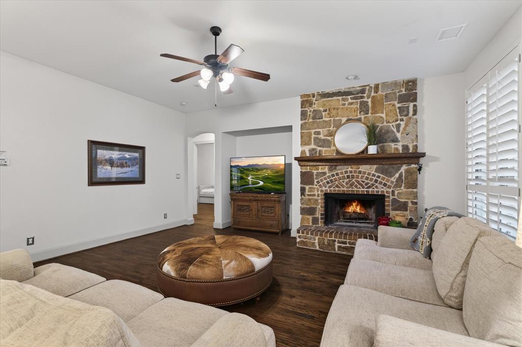 15221 Ridgewood Drive Frisco, TX 75035 - Photo 12 of 40