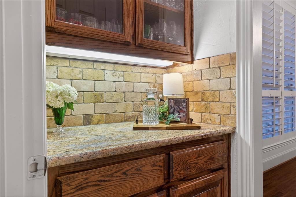 15221 Ridgewood Drive Frisco, TX 75035 - Photo 17 of 40