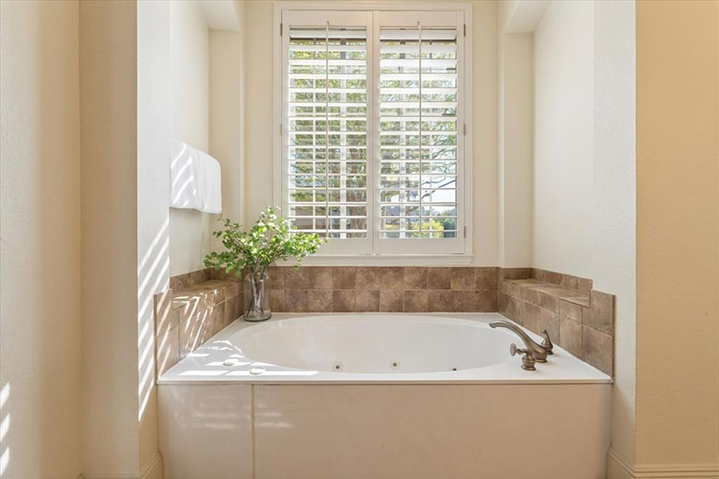 15221 Ridgewood Drive Frisco, TX 75035 - Photo 23 of 40