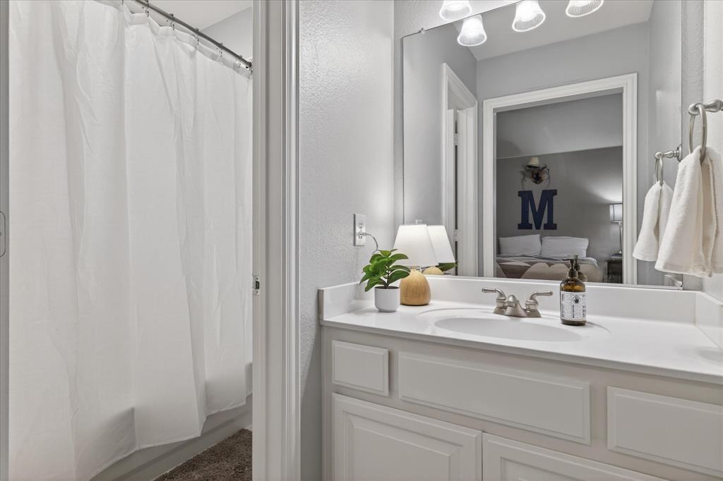 15221 Ridgewood Drive Frisco, TX 75035 - Photo 29 of 40