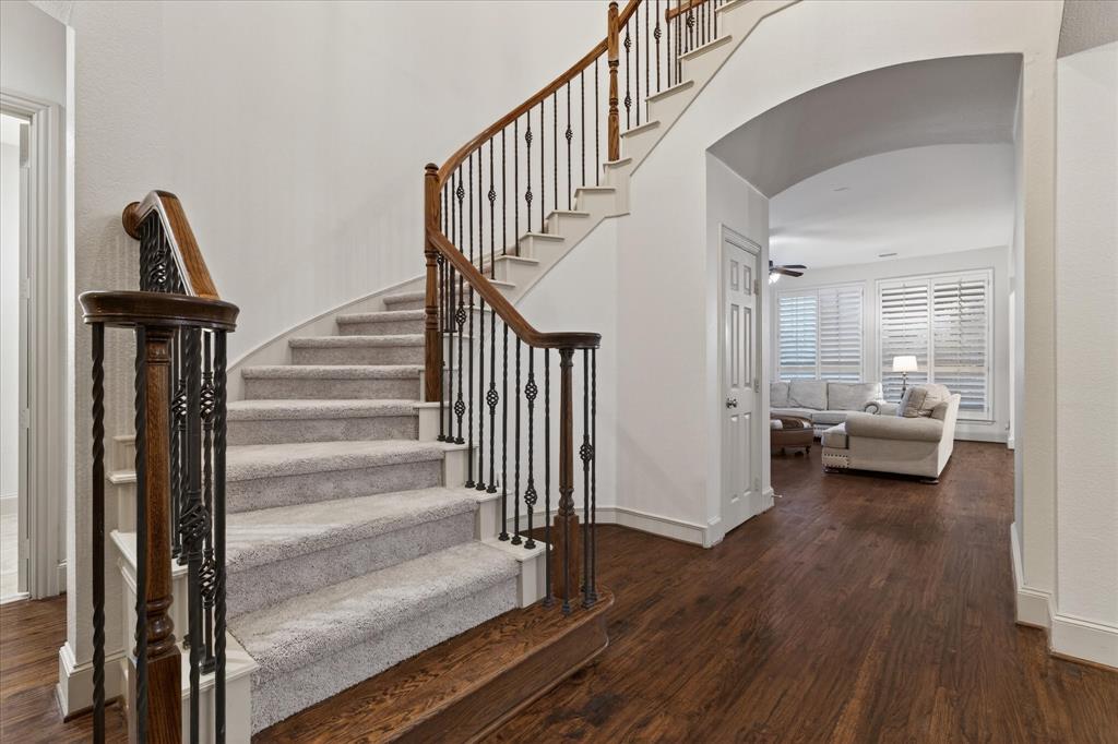 15221 Ridgewood Drive Frisco, TX 75035 - Photo 8 of 40