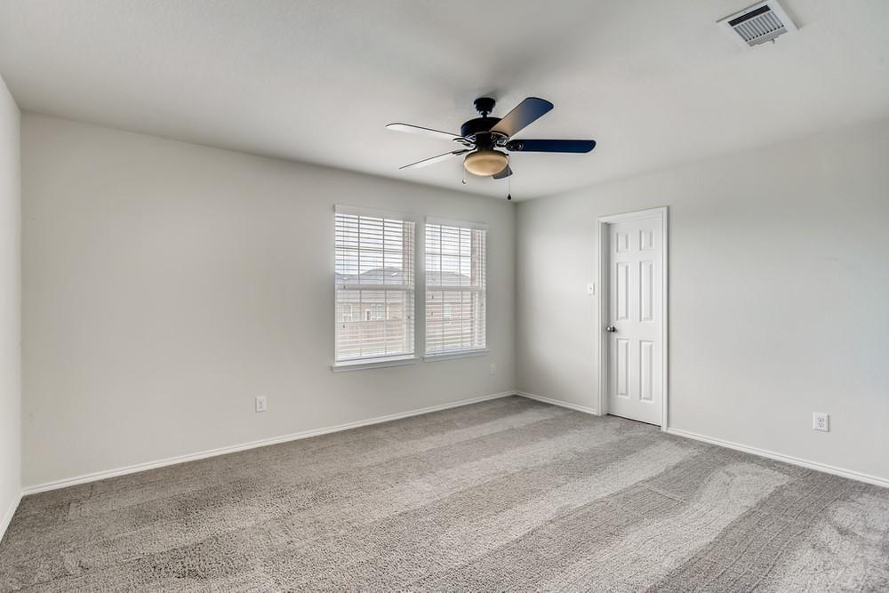 2009 Avondown Road Forney, TX 75126 - Photo 18 of 33