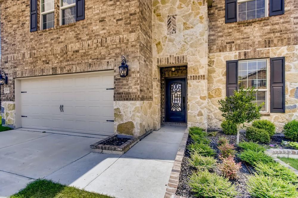 2009 Avondown Road Forney, TX 75126 - Photo 3 of 33