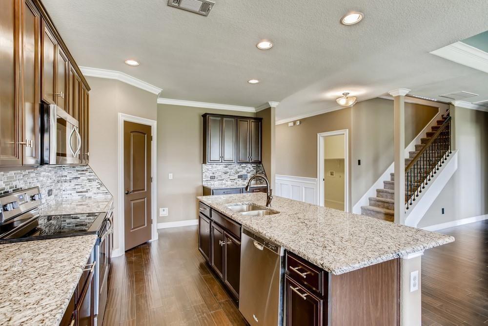 2009 Avondown Road Forney, TX 75126 - Photo 8 of 33