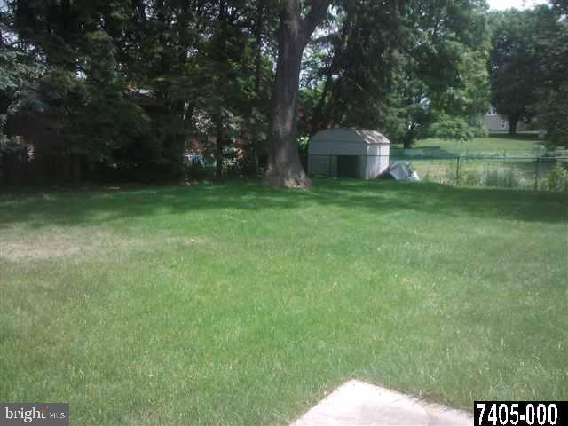 2110 Log Cabin Road York, PA 17408 - Photo 18 of 22