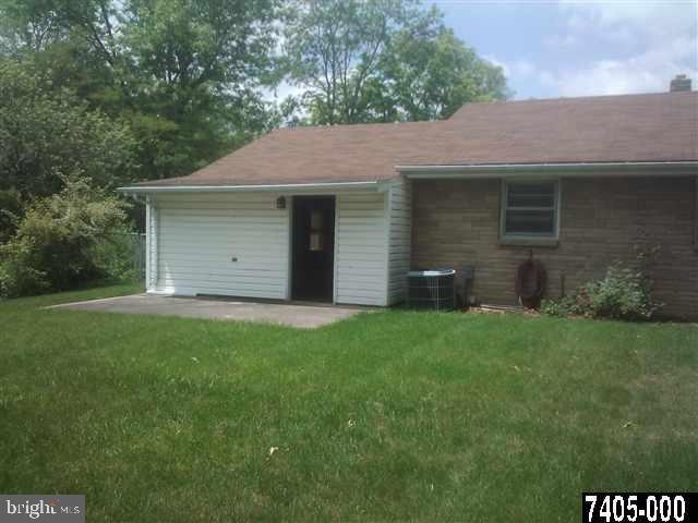 2110 Log Cabin Road York, PA 17408 - Photo 20 of 22