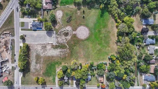 $300,000 | 500 South 4th Street, Marshall, MN 56258