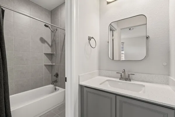 $4,500 | 223 Baldovino Skyway, Lakeway, TX 78738
