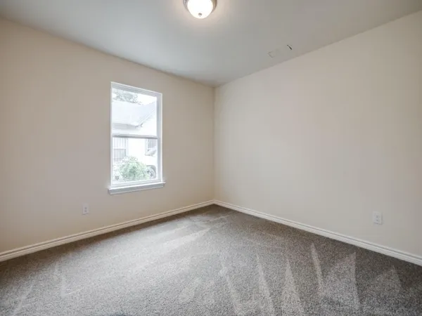 $2,350 | 4220 Hamilton Avenue, Dallas, TX 75210