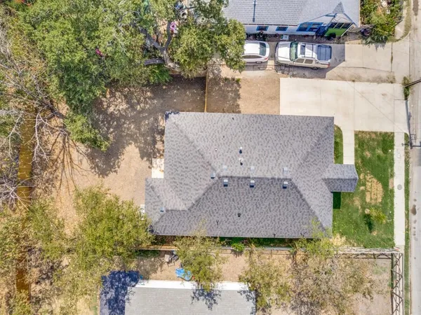 $2,350 | 4220 Hamilton Avenue, Dallas, TX 75210