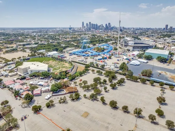 $2,350 | 4220 Hamilton Avenue, Dallas, TX 75210