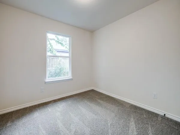 $2,350 | 4220 Hamilton Avenue, Dallas, TX 75210