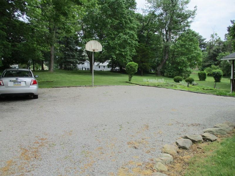 624 Shenango Road Beaver Falls, PA 15010 - Photo 3 of 24 Gallery Image 3