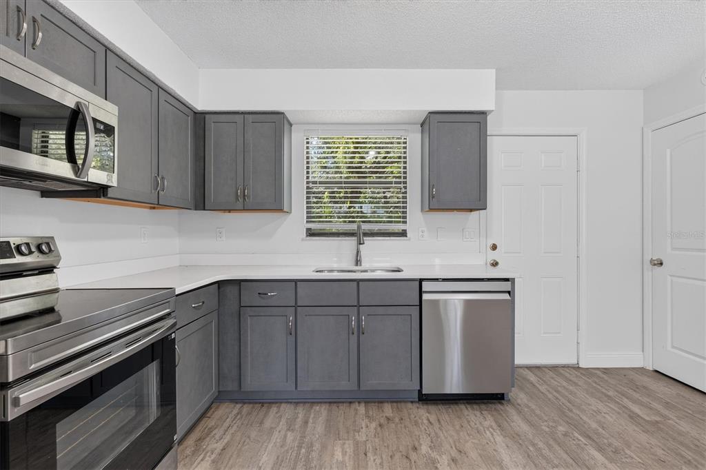 10430 Chalmer Street Spring Hill, FL 34608 - Photo 14 of 35 Gallery Image 14