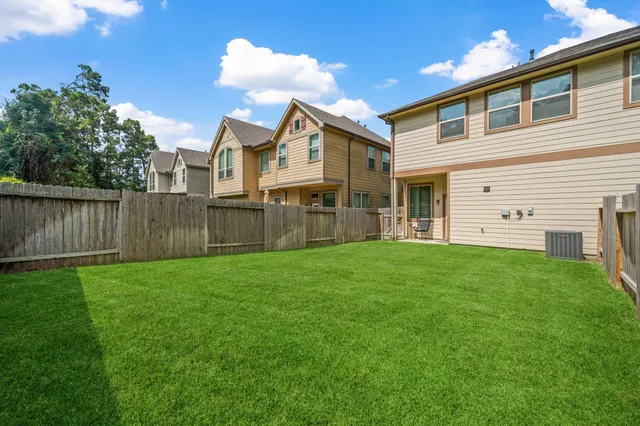 $249,900 | 18422 Jasmine Garden Place, Humble, TX 77346