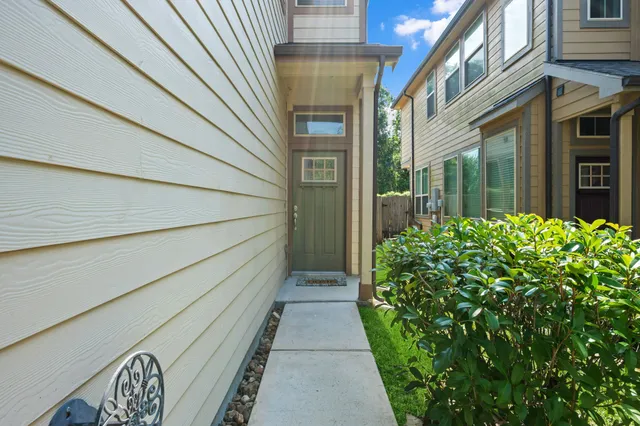 $249,900 | 18422 Jasmine Garden Place, Humble, TX 77346