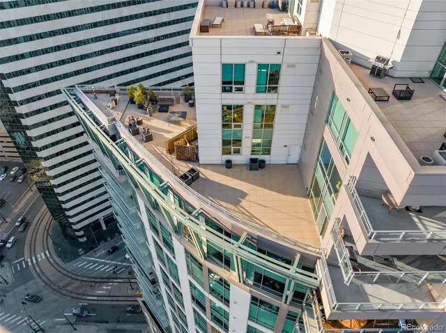 a view of an outdoor space