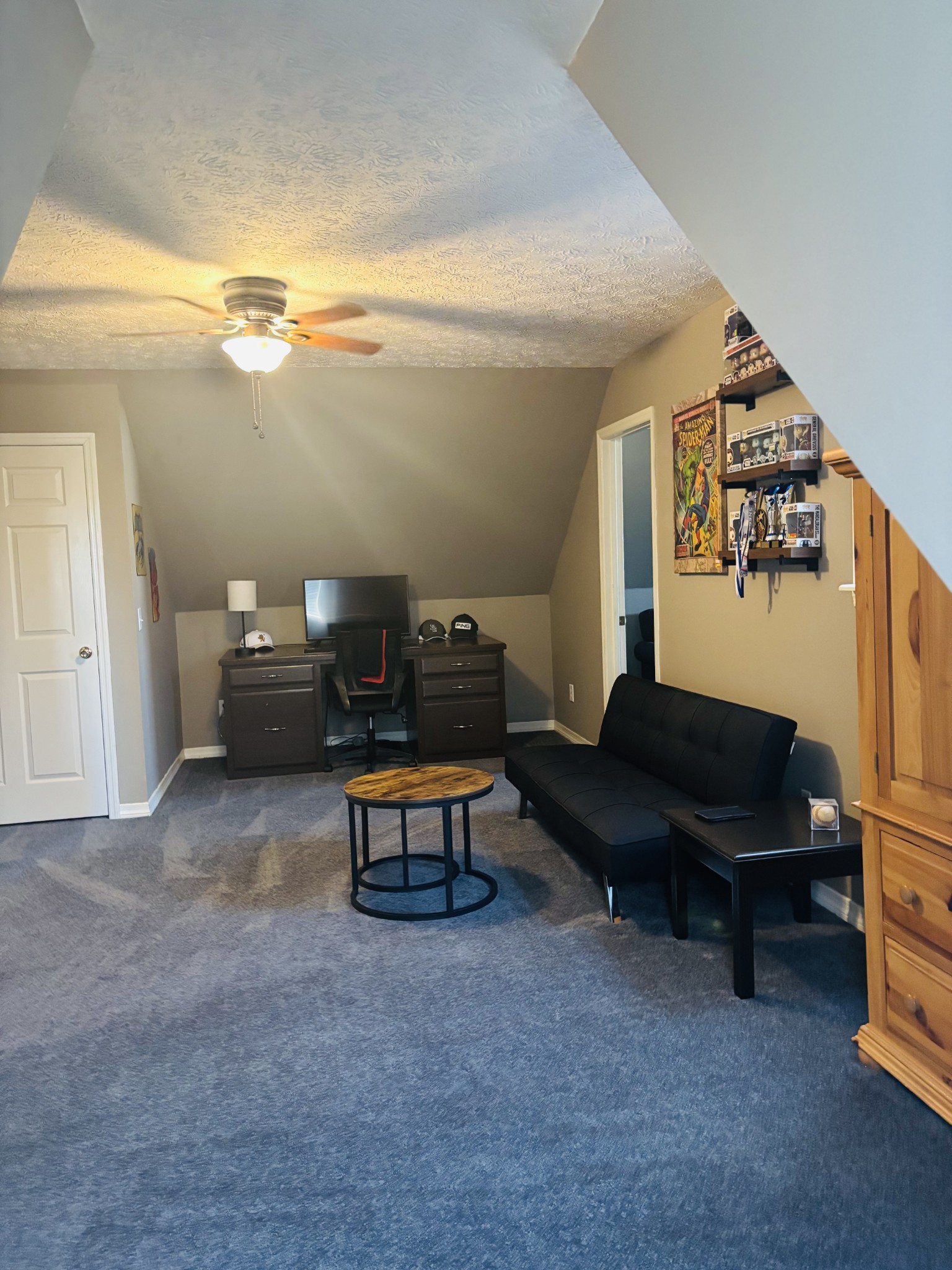 586 Old Snow Hill Road Dowelltown, TN 37059 - Photo 33 of 51 a living room with furniture and a piano