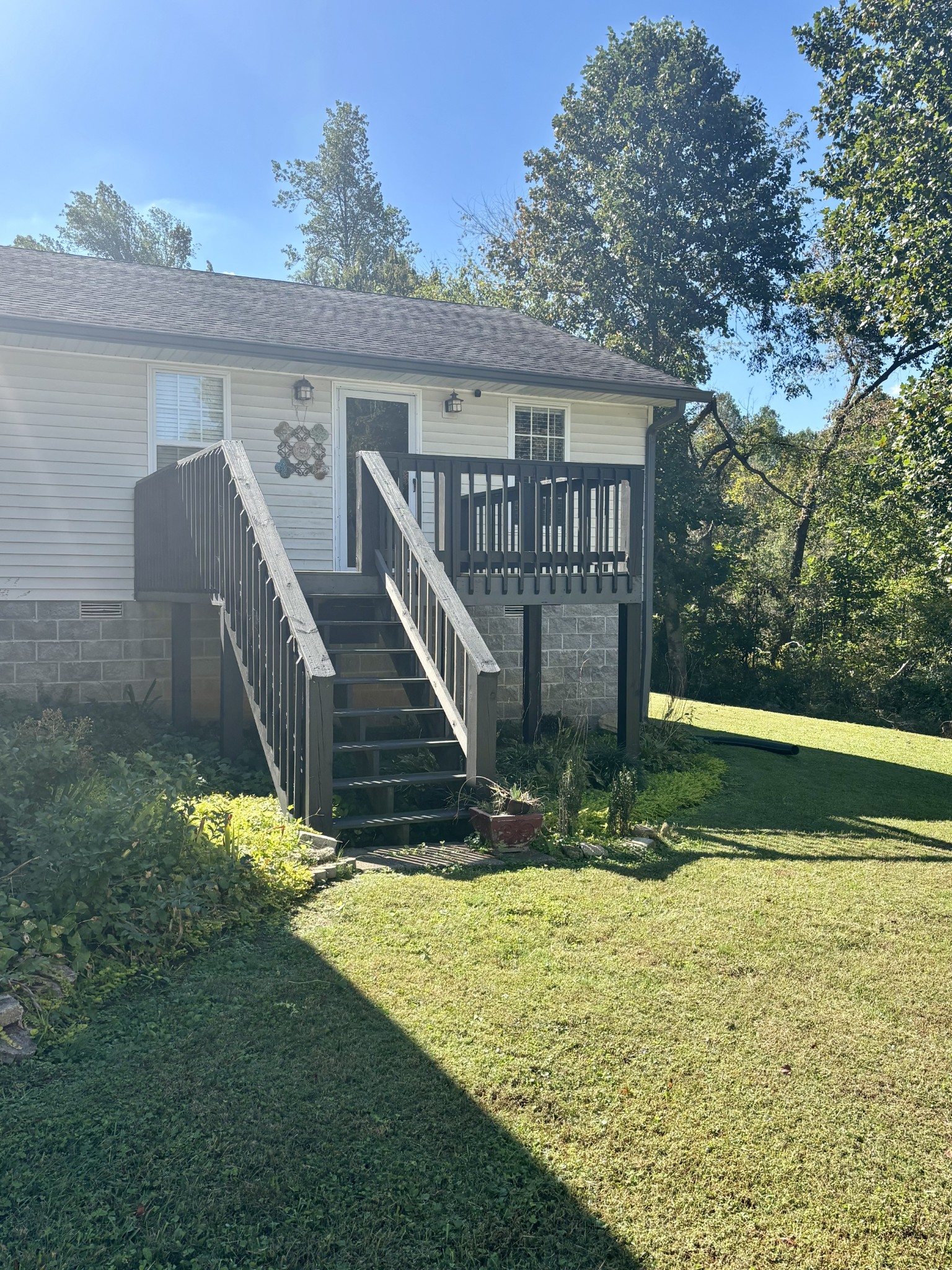 586 Old Snow Hill Road Dowelltown, TN 37059 - Photo 45 of 51 a view of a house with a yard