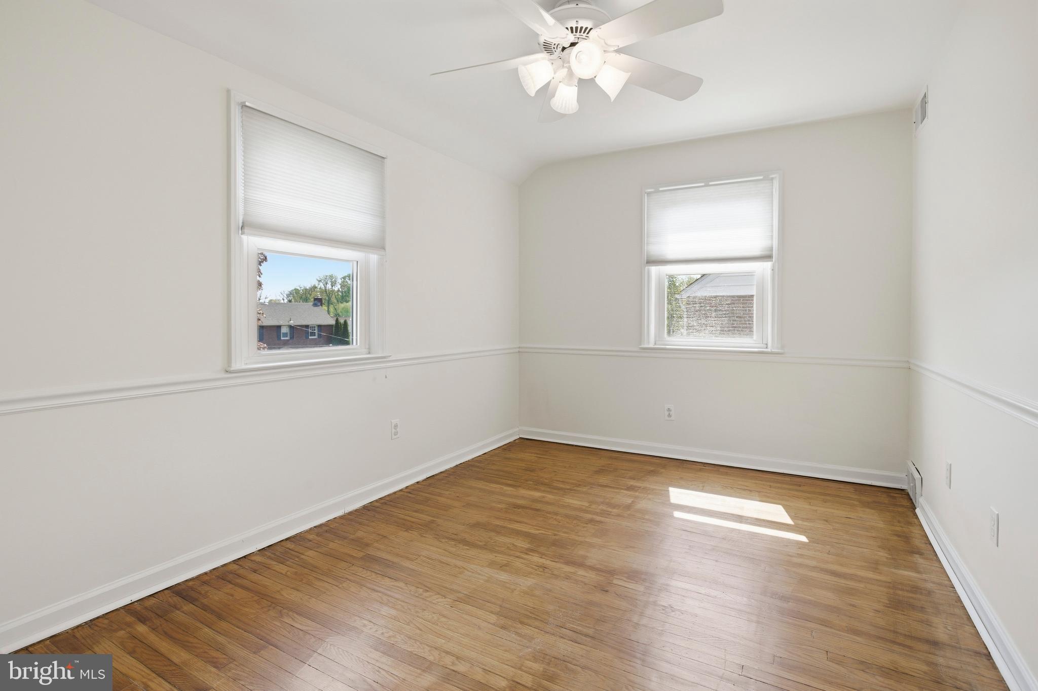 418 Colonial Park Drive Springfield, PA 19064 - Photo 24 of 37