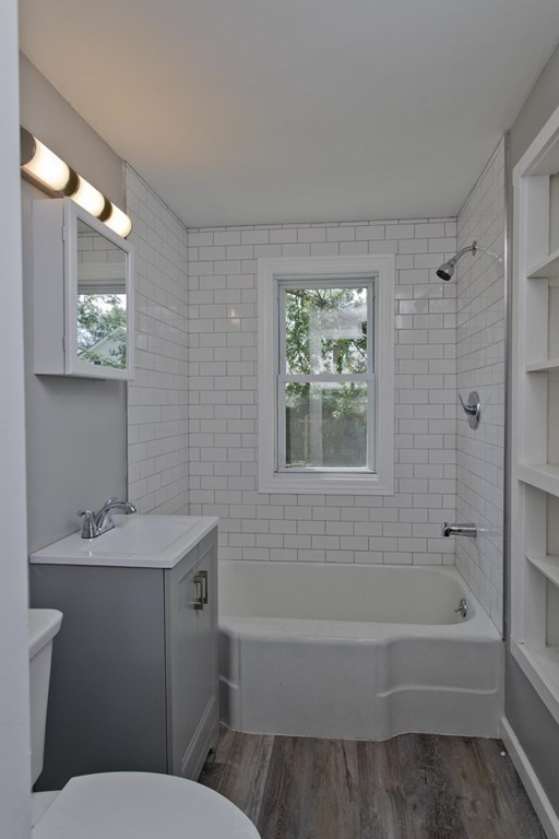 202 Davis Street Springfield, MA 01104 - Photo 17 of 39